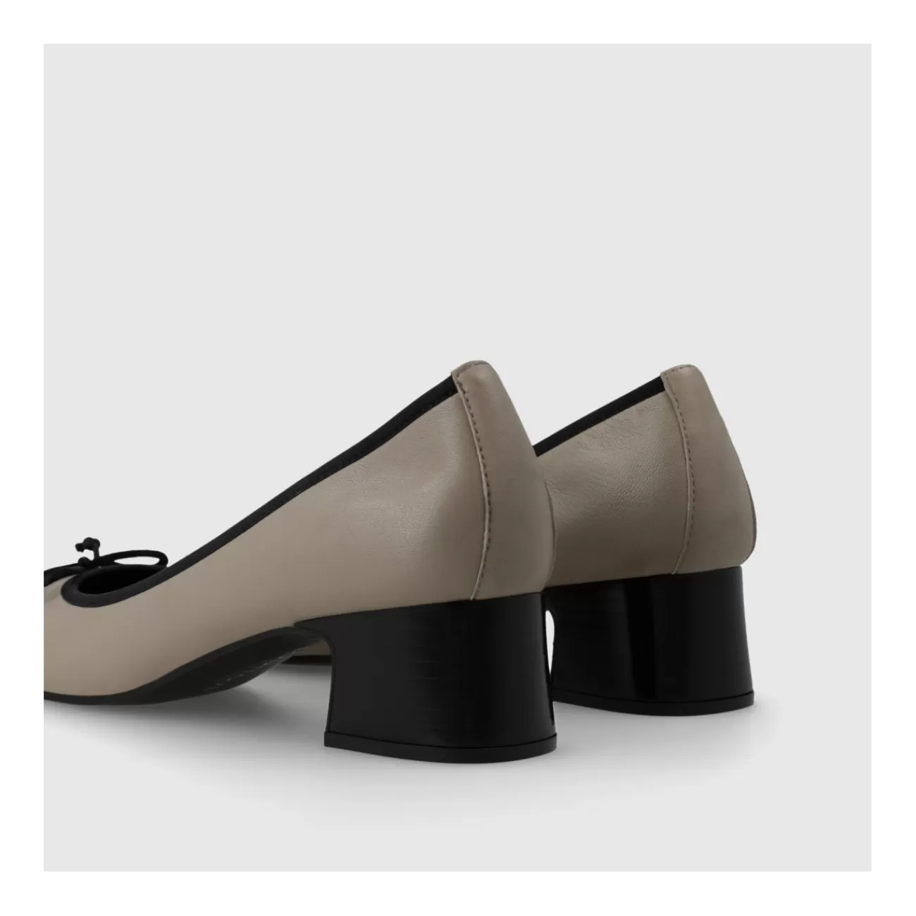 ballerines_grises_bla_2.webp LODI BALLERINES GRISES BLA4975