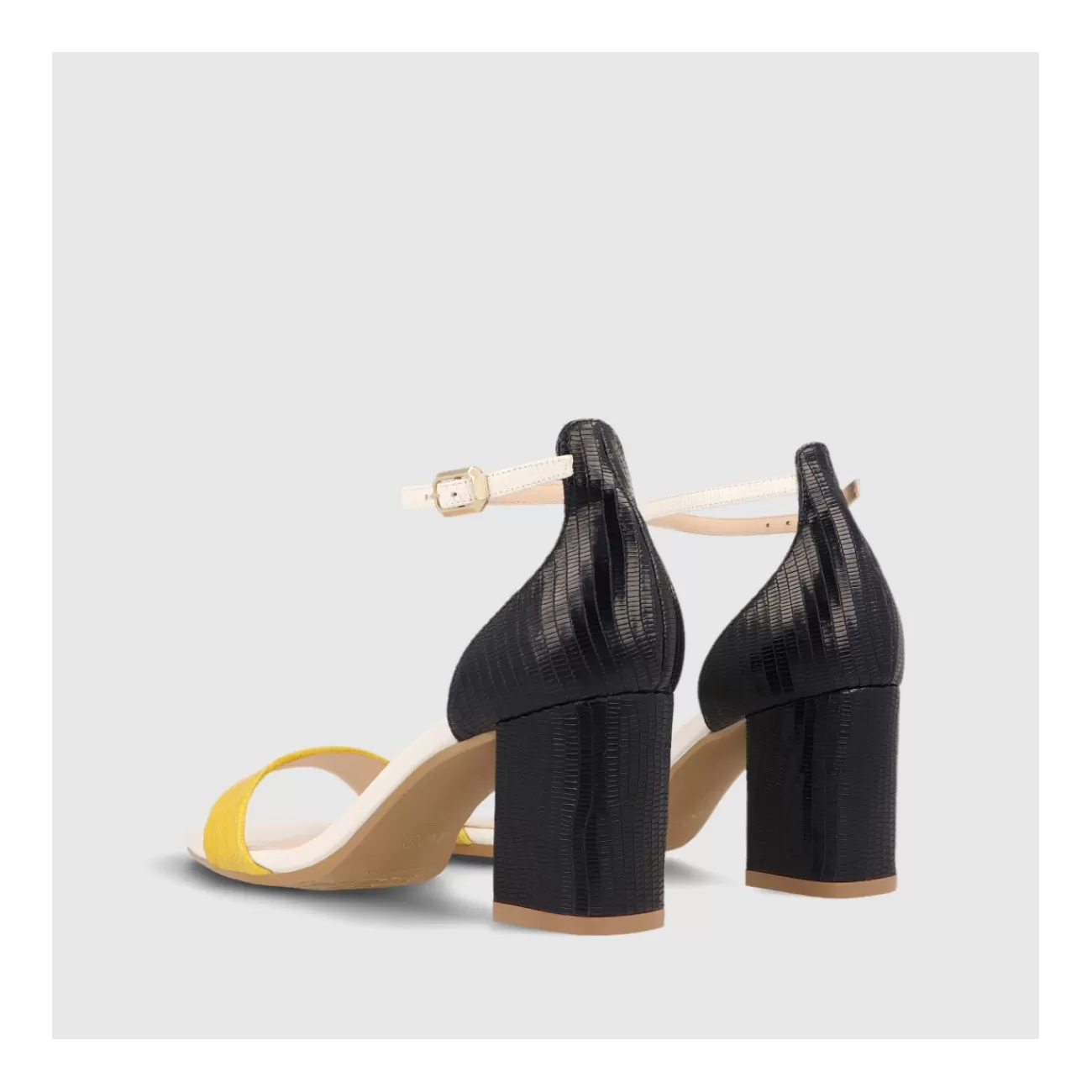 loca_2.webp Femme LODI LOCA