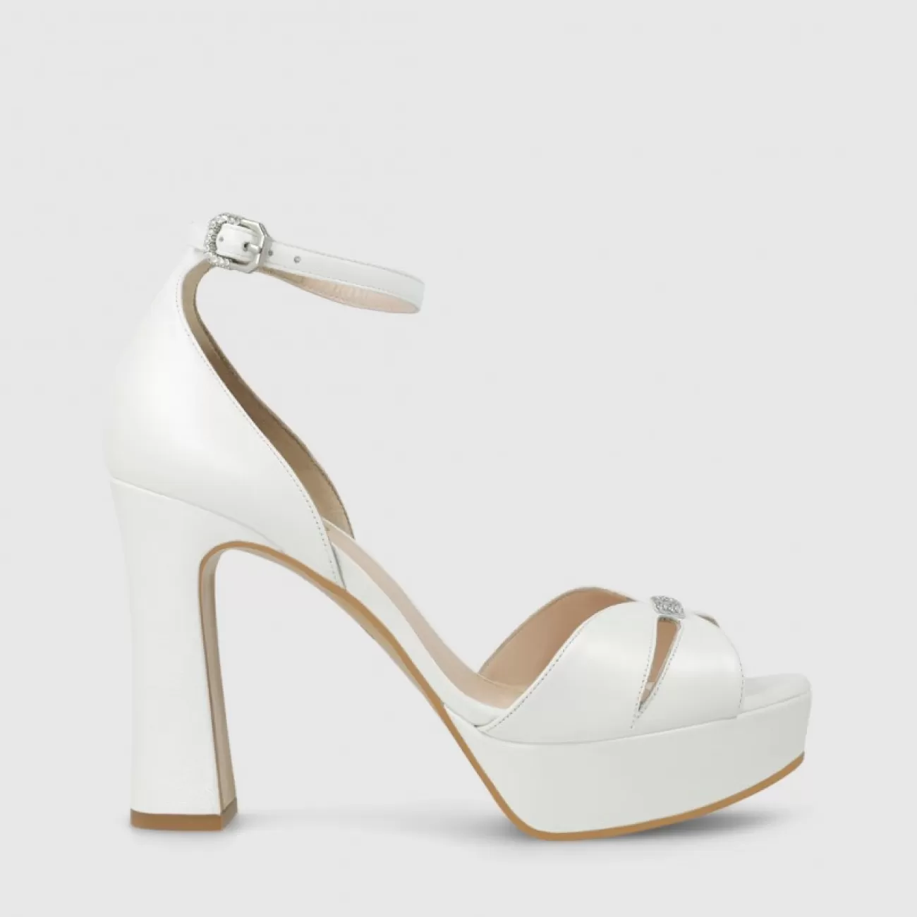 sandalias_de_novia_blancas_tamsino_5.webp LODI SANDALIAS DE NOVIA BLANCAS TAMSI-NO